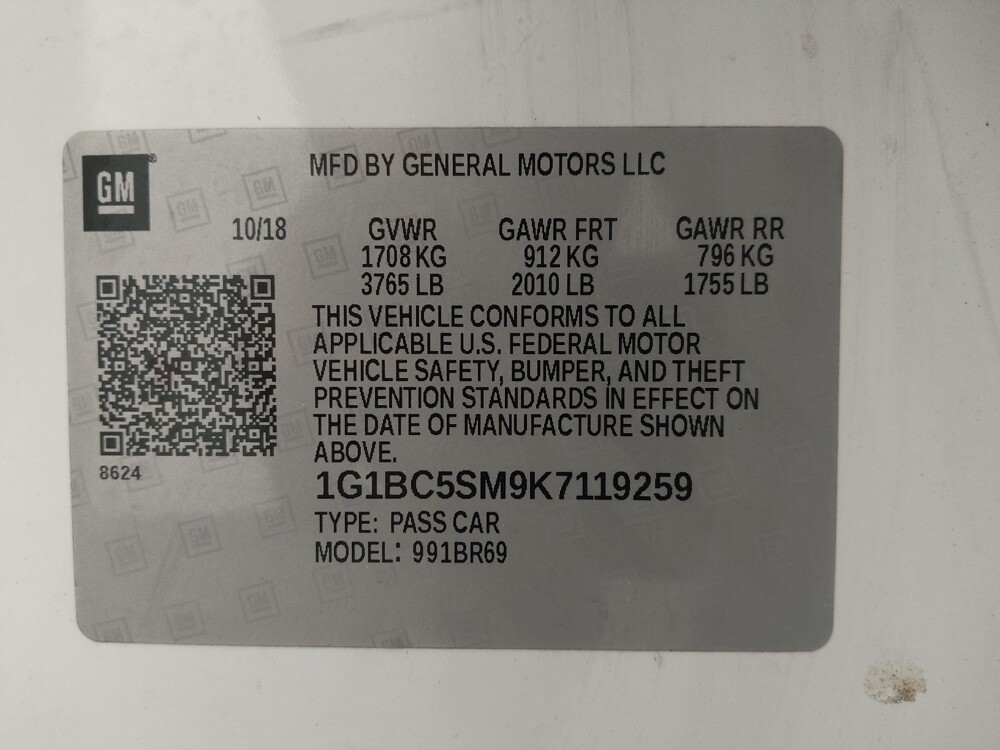 2019 Chevrolet Cruze in Houston, TX 77060 - 18133380 33