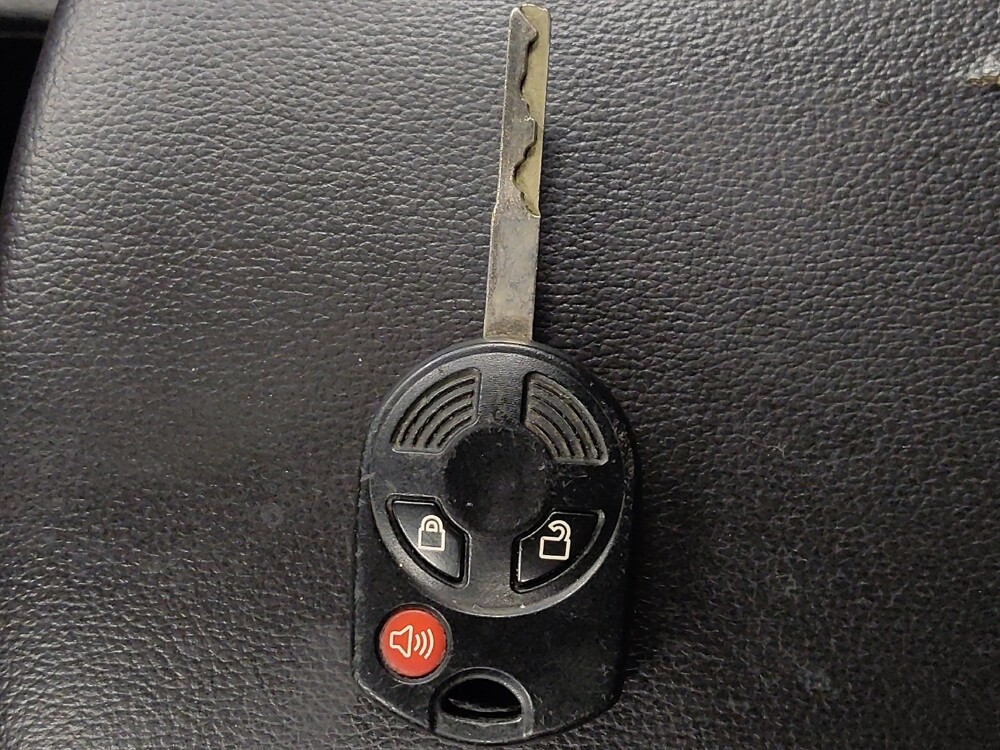 2017 Ford Escape in Houston, TX 77060 - 18133385 32