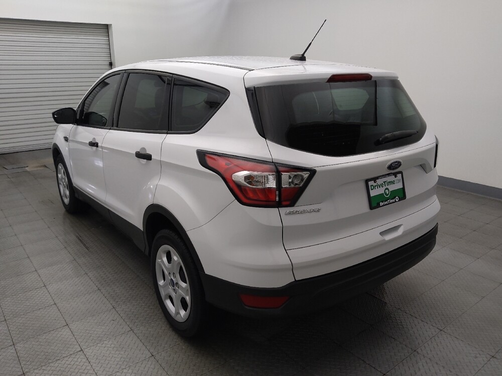 2018 Ford Escape in Houston, TX 77060 - 18133388 5