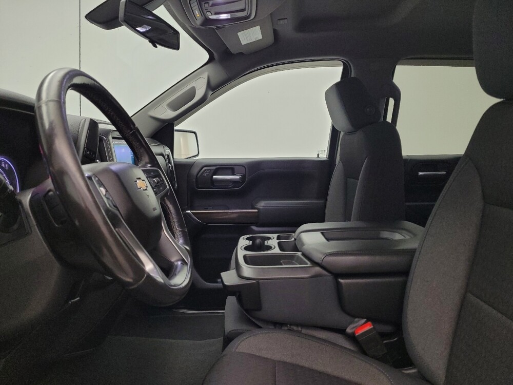 2019 Chevrolet Silverado 1500 in Louisville, KY 40258 - 18133396 17