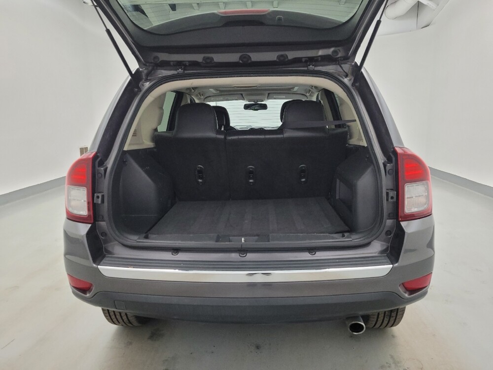 2016 Jeep Compass in Louisville, KY 40258 - 18133399 29