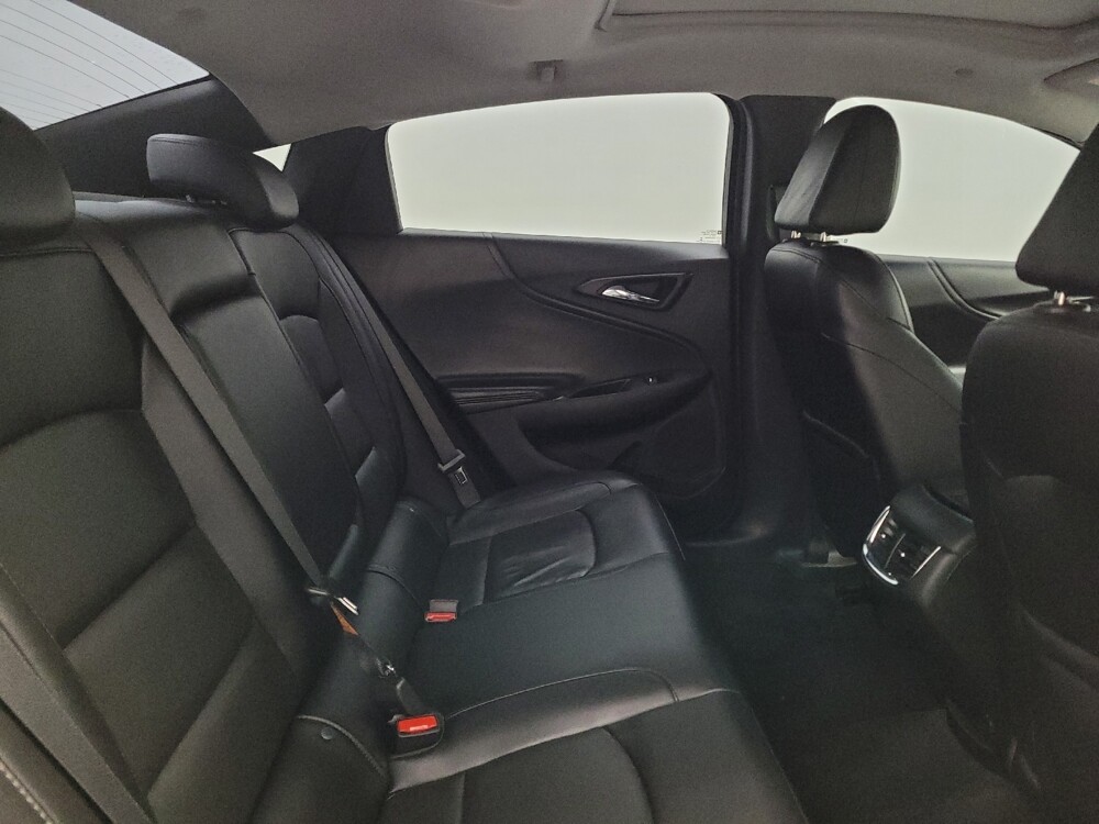 2020 Chevrolet Malibu in Maple Heights, OH 44137 - 18133400 19