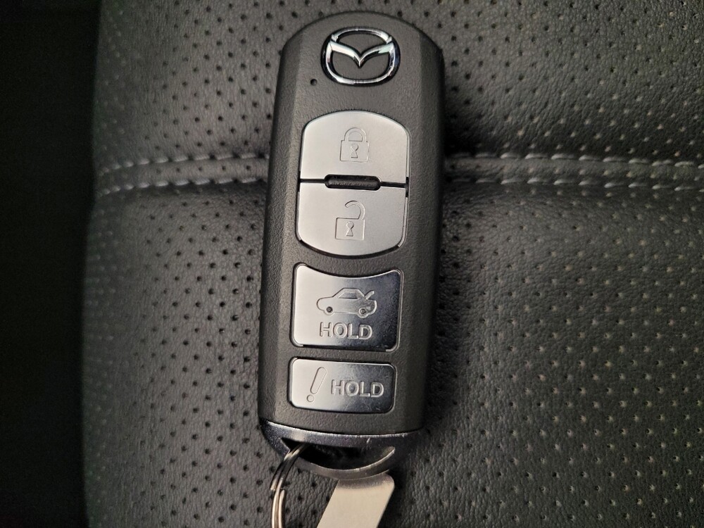 2018 Mazda MAZDA6 in Louisville, KY 40258 - 18133401 32