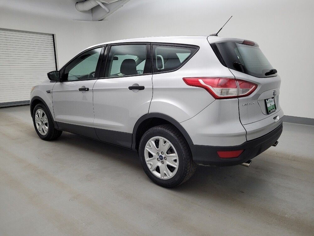 2016 Ford Escape in Louisville, KY 40258 - 18133402 3