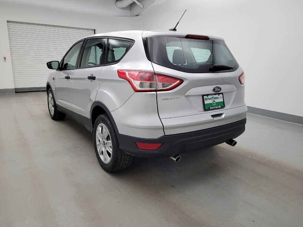2016 Ford Escape in Louisville, KY 40258 - 18133402 5