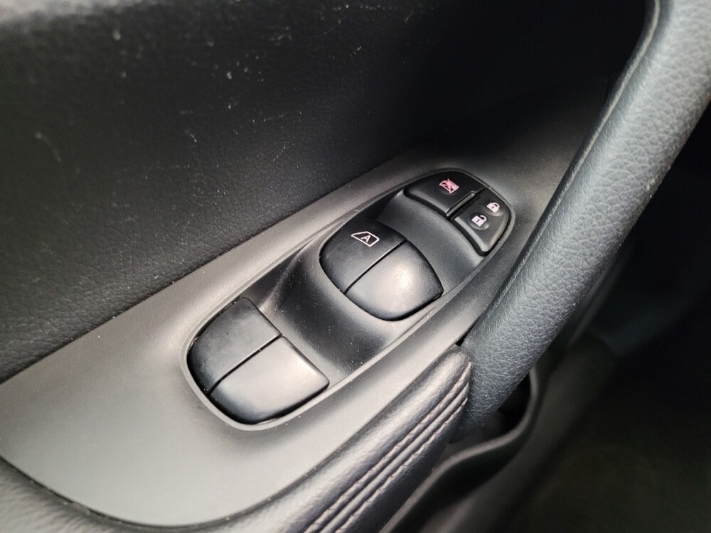 2016 Nissan Rogue in Maple Heights, OH 44137 - 18133403 27