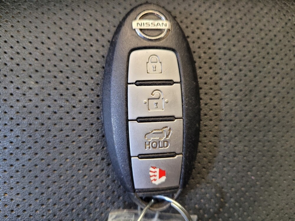 2016 Nissan Rogue in Maple Heights, OH 44137 - 18133403 32