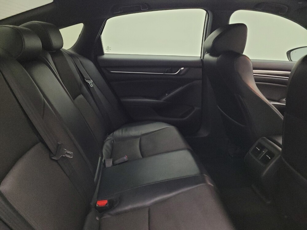 2018 Honda Accord in Maple Heights, OH 44137 - 18133404 19