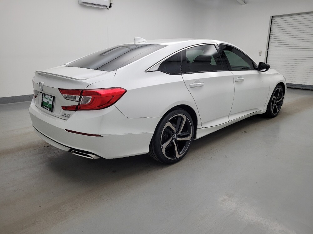 2018 Honda Accord in Maple Heights, OH 44137 - 18133404 10