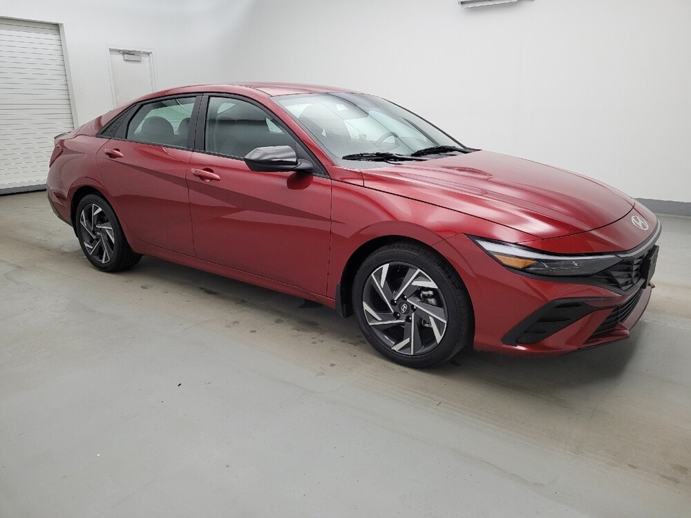 2025 Hyundai Elantra in Cincinnati, OH 45255 - 18133406 11