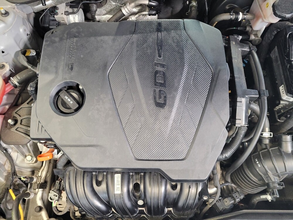 2021 Hyundai Sonata in Louisville, KY 40258 - 18133409 30