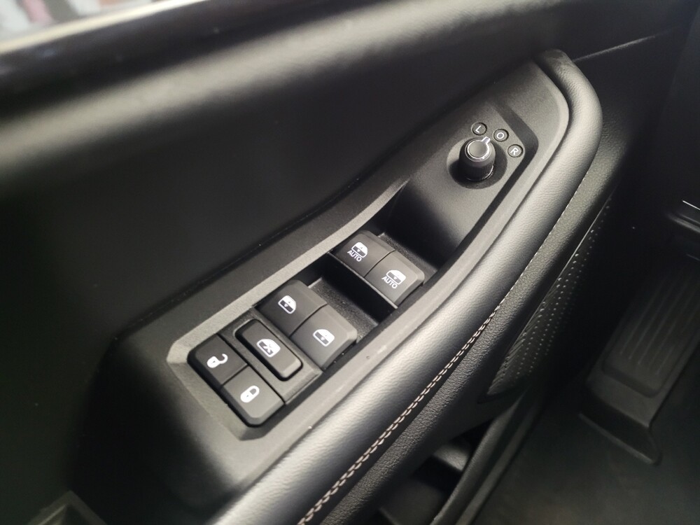 2023 Jeep Grand Cherokee in Louisville, KY 40258 - 18133413 27