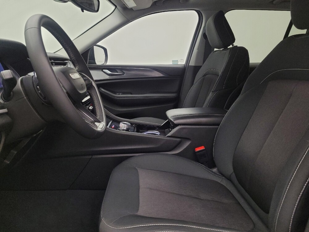 2023 Jeep Grand Cherokee in Louisville, KY 40258 - 18133413 17