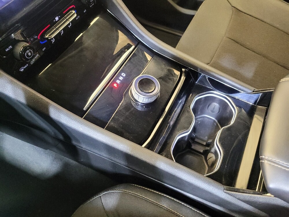 2023 Jeep Grand Cherokee in Louisville, KY 40258 - 18133413 26