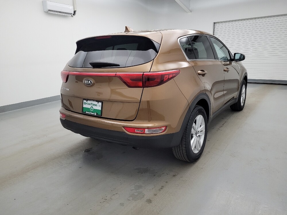 2017 Kia Sportage in Maple Heights, OH 44137 - 18133414 9