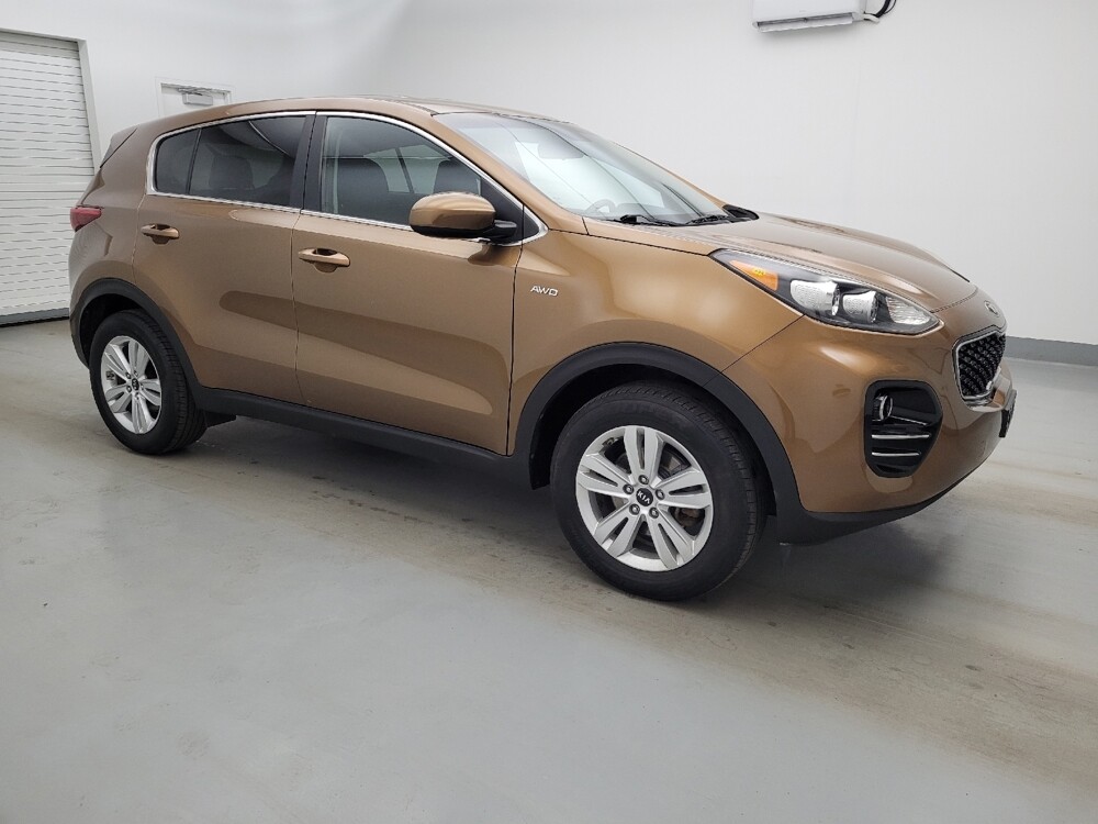 2017 Kia Sportage in Maple Heights, OH 44137 - 18133414 11