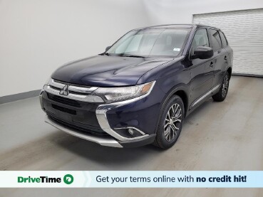 2016 Mitsubishi Outlander in Maple Heights, OH 44137