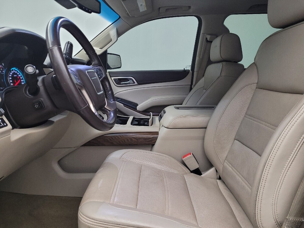 2018 GMC Yukon XL in Cincinnati, OH 45255 - 18133417 17