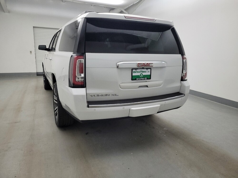 2018 GMC Yukon XL in Cincinnati, OH 45255 - 18133417 6