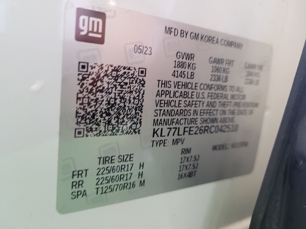 2024 Chevrolet Trax in Cincinnati, OH 45255 - 18133418 33