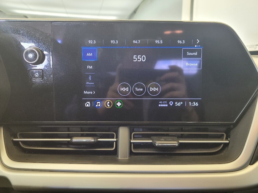 2024 Chevrolet Trax in Cincinnati, OH 45255 - 18133418 25