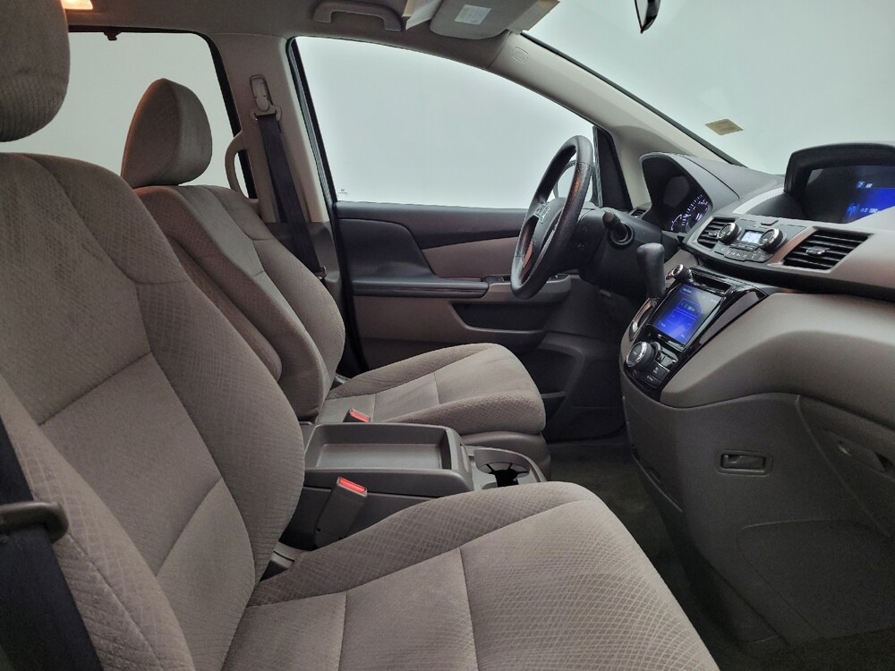 2016 Honda Odyssey in Louisville, KY 40258 - 18133419 21