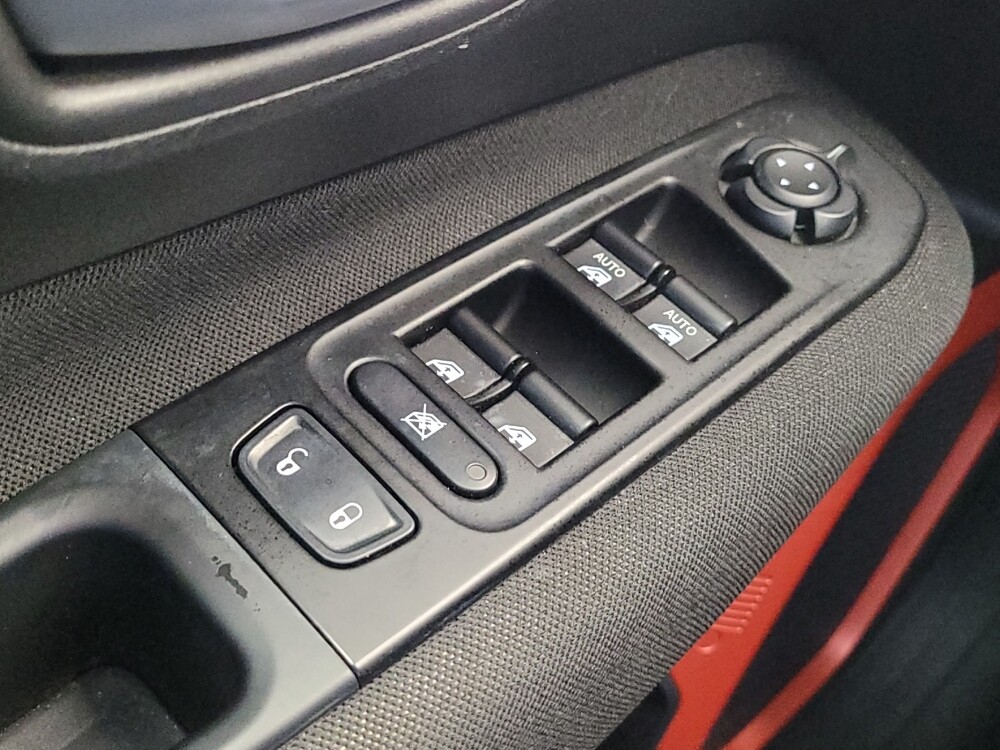 2020 Jeep Renegade in Cincinnati, OH 45255 - 18133422 27