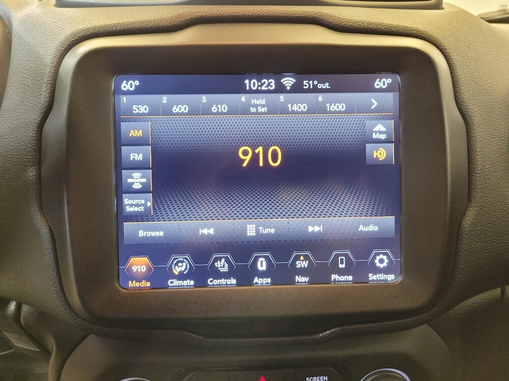 2020 Jeep Renegade in Cincinnati, OH 45255 - 18133422 25