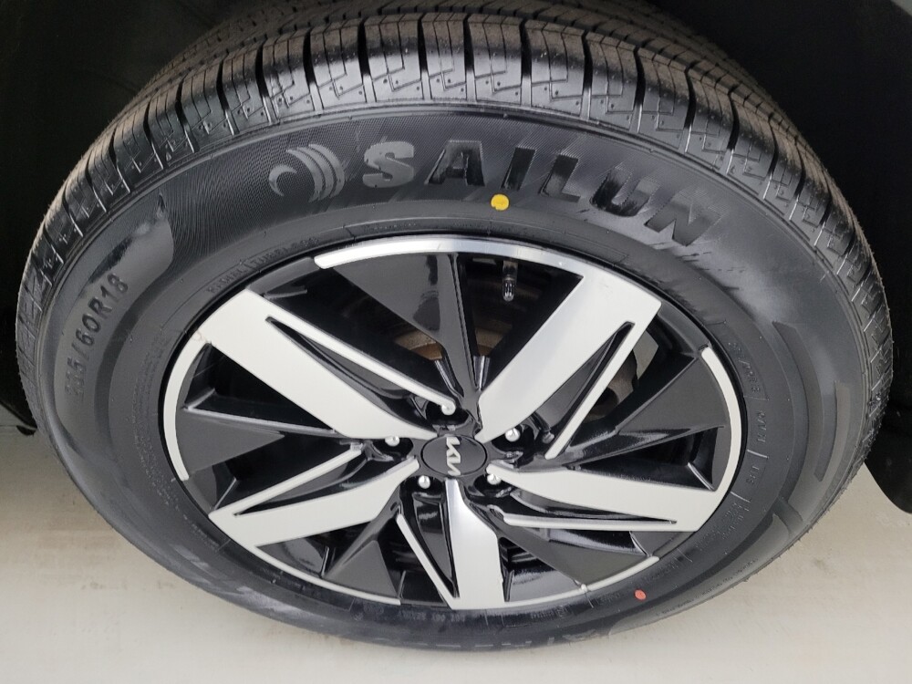 2022 Kia Sorento in Maple Heights, OH 44137 - 18133423 31