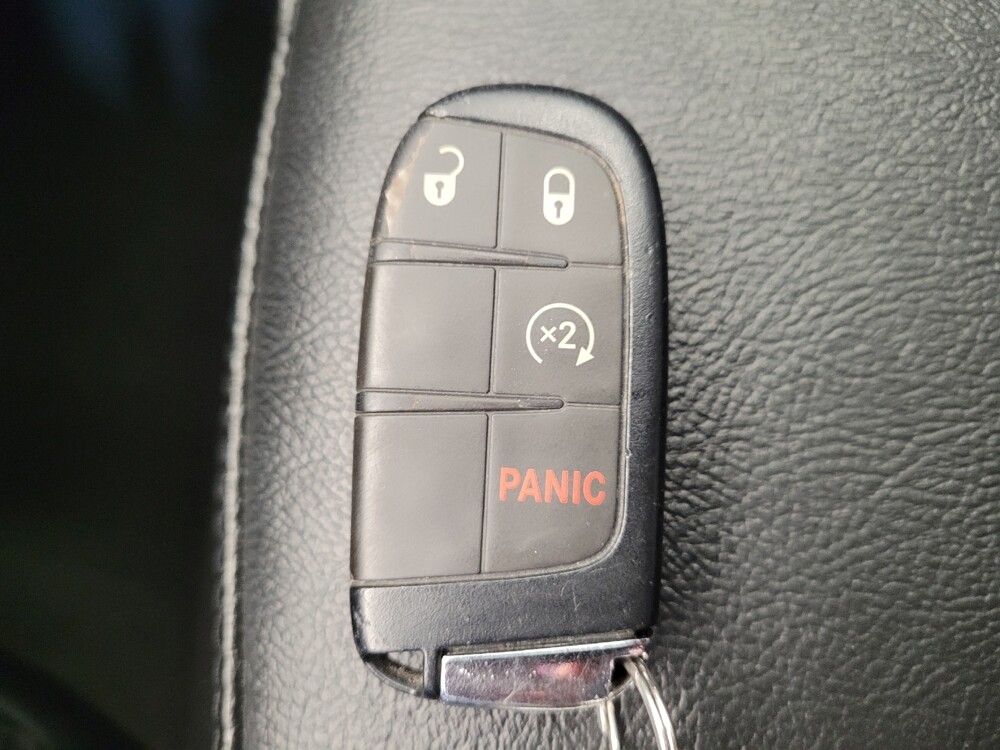 2020 Jeep Compass in Louisville, KY 40258 - 18133426 32