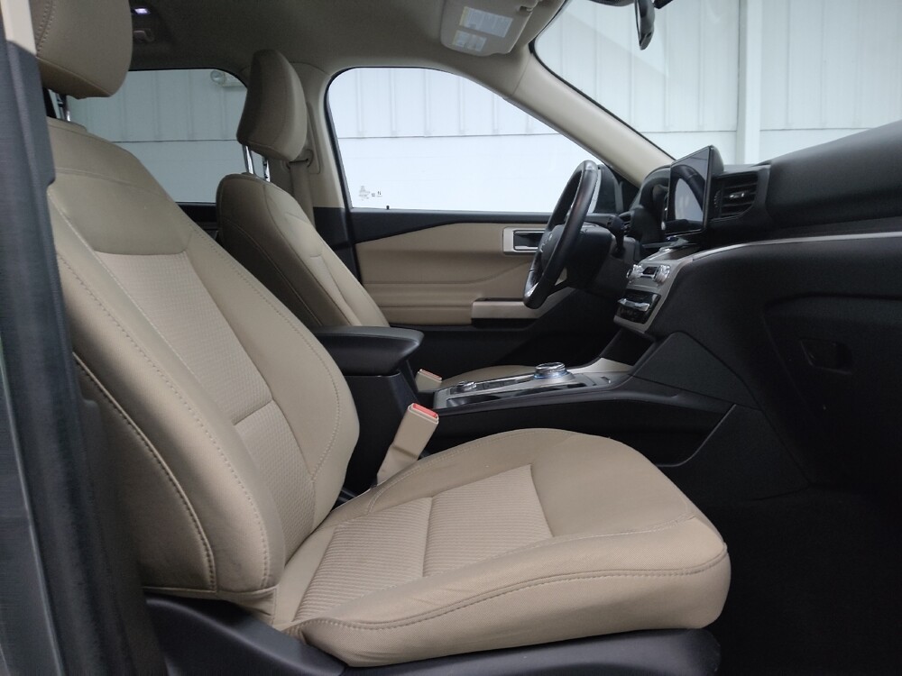 2022 Ford Explorer in St. Louis, MO 63125 - 18133427 21