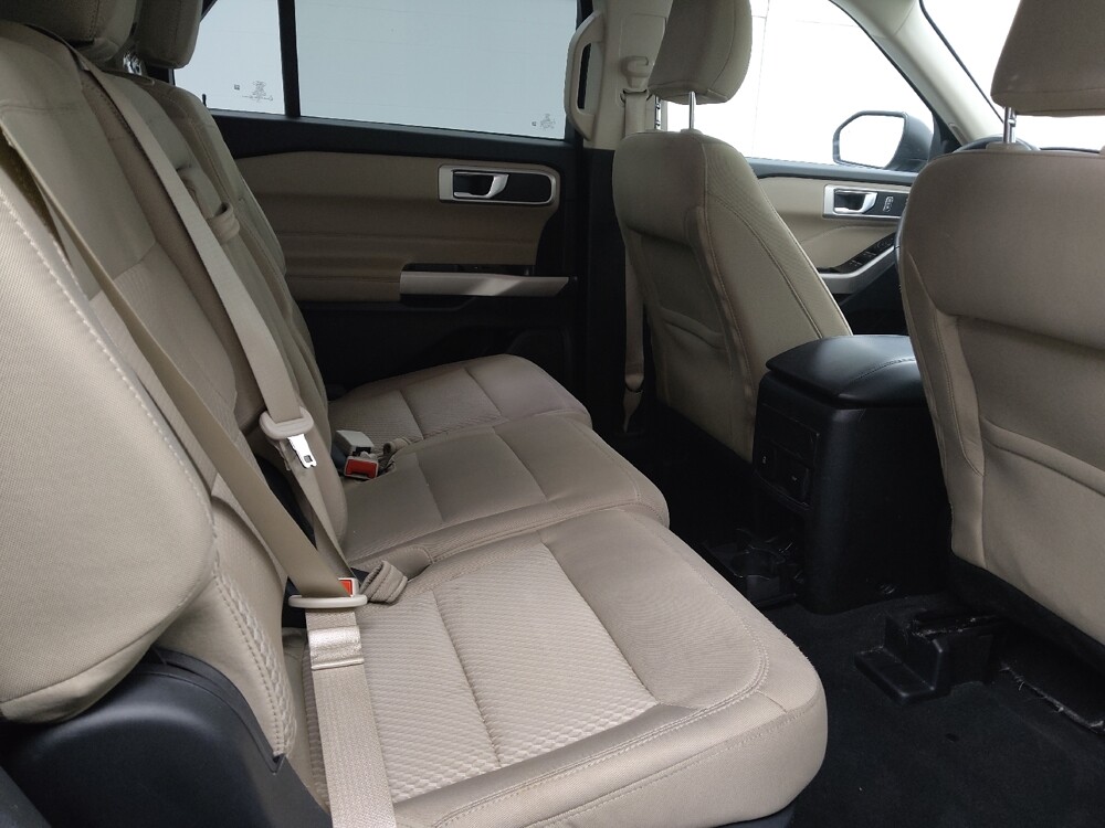 2022 Ford Explorer in St. Louis, MO 63125 - 18133427 19