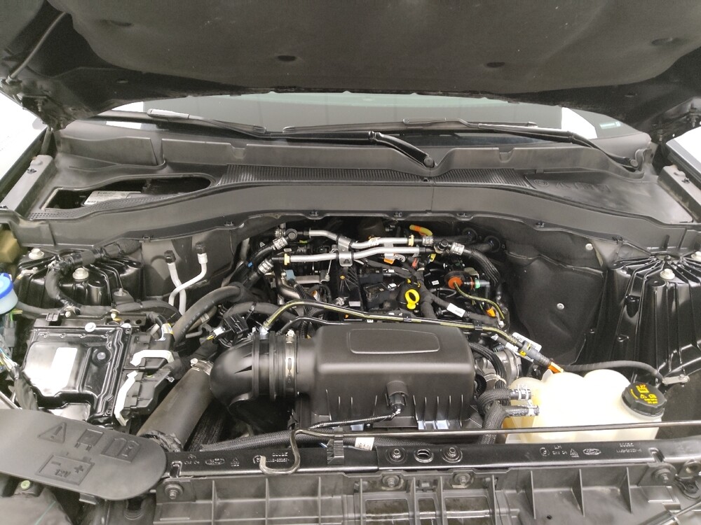 2022 Ford Explorer in St. Louis, MO 63125 - 18133427 30