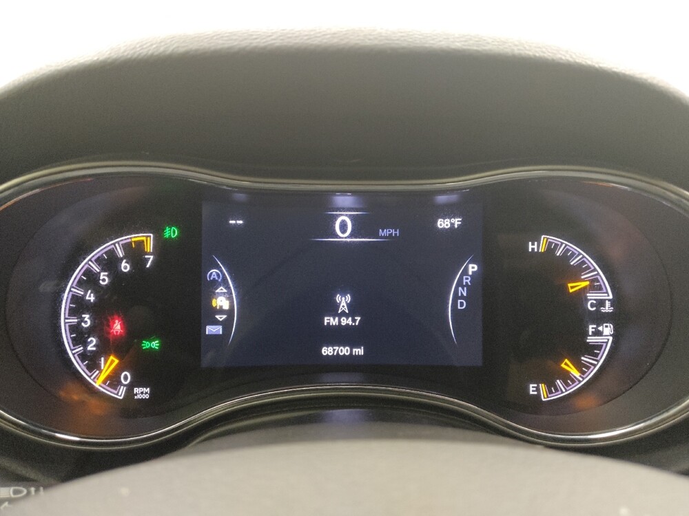 2019 Jeep Grand Cherokee in St. Louis, MO 63125 - 18133428 23