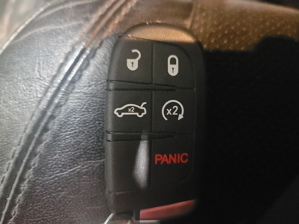 2015 Jeep Grand Cherokee in New Castle, DE 19720 - 18133433 32