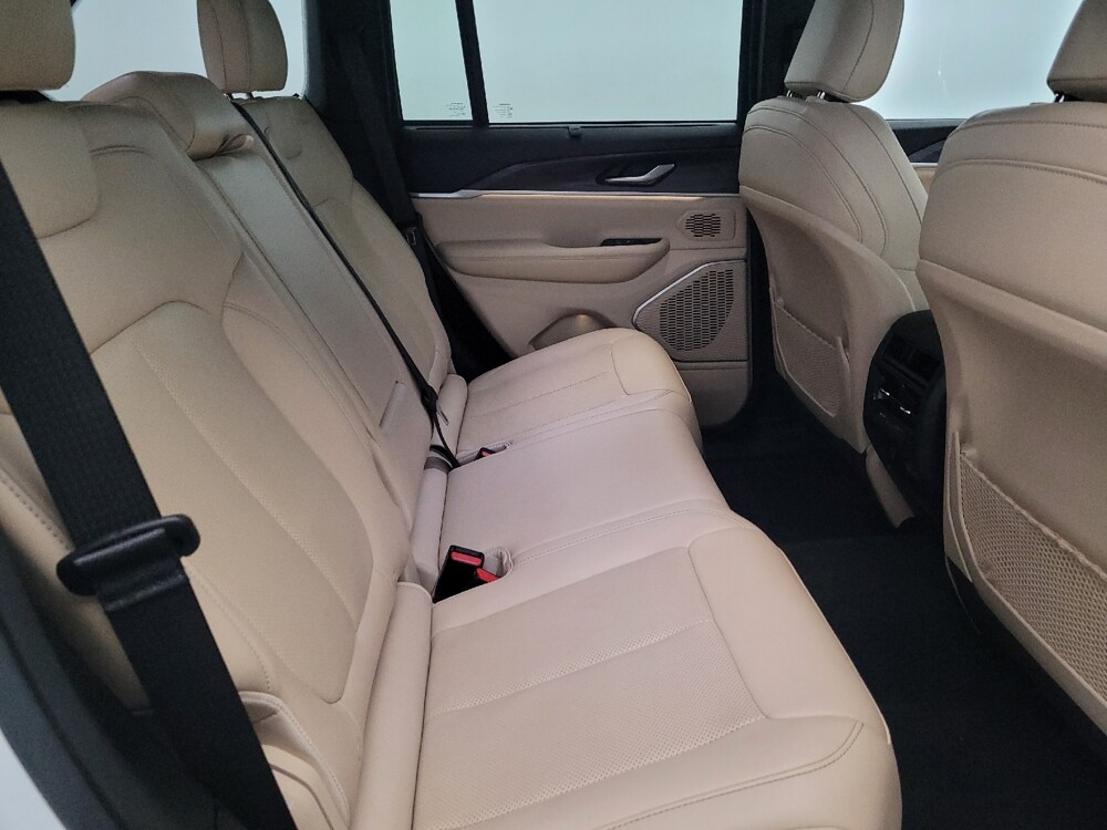 2023 Jeep Grand Cherokee in New Castle, DE 19720 - 18133440 19