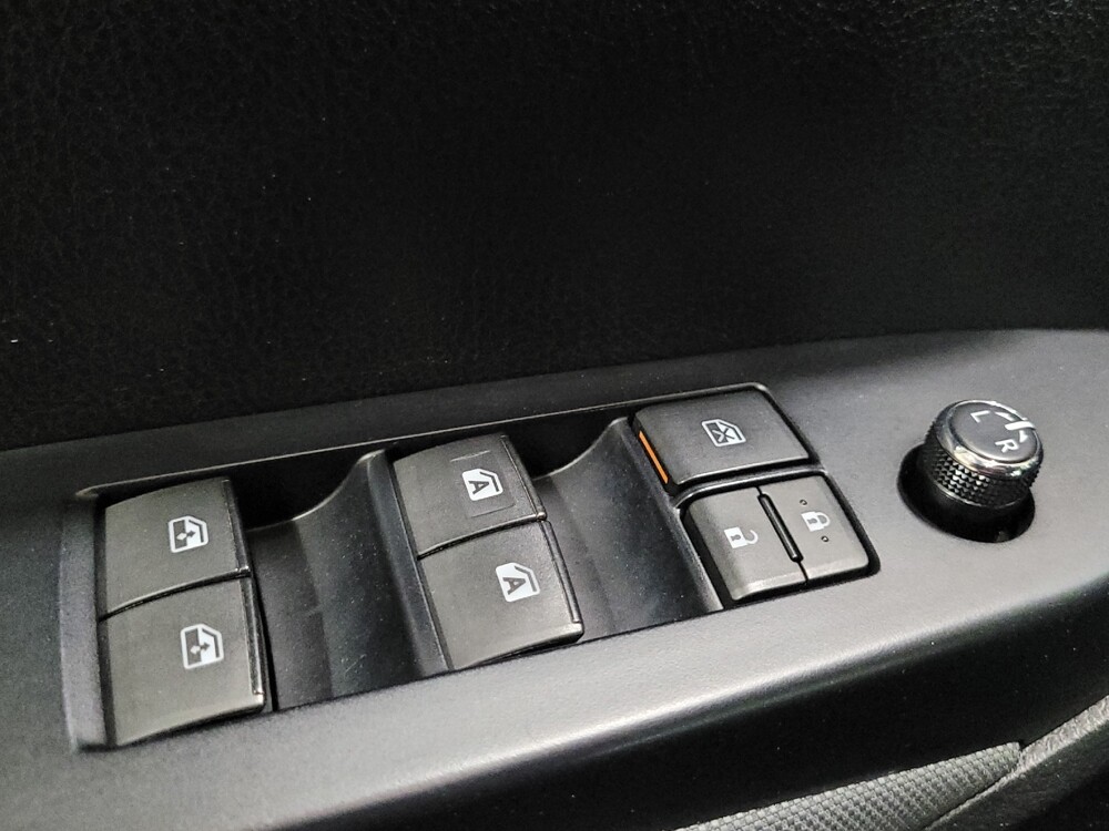 2019 Toyota Highlander in Williamstown, NJ 8094 - 18133447 27