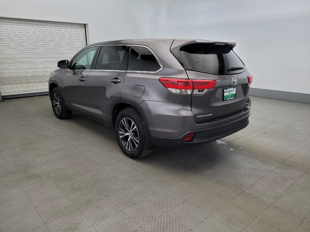 2019 Toyota Highlander in Williamstown, NJ 8094 - 18133447 5