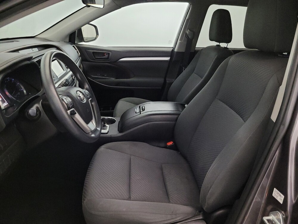 2019 Toyota Highlander in Williamstown, NJ 8094 - 18133447 17
