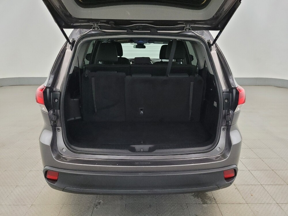 2019 Toyota Highlander in Williamstown, NJ 8094 - 18133447 29