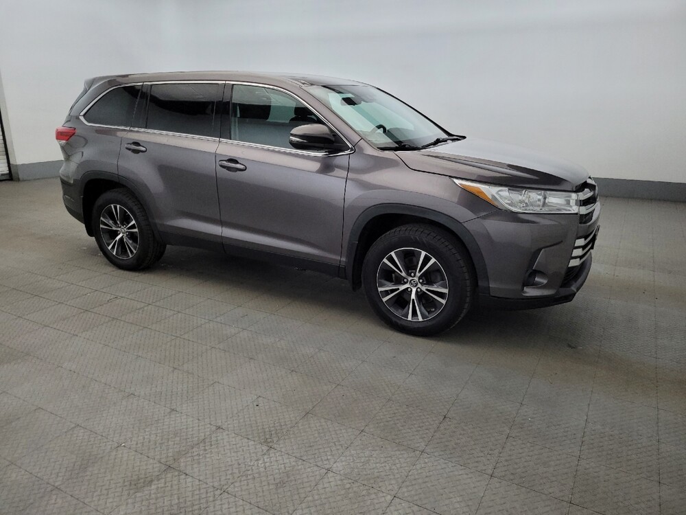2019 Toyota Highlander in Williamstown, NJ 8094 - 18133447 11