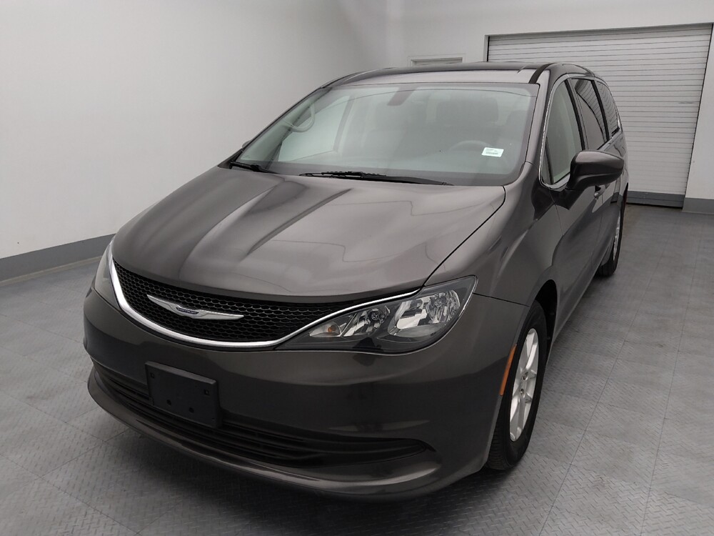 2017 Chrysler Pacifica in Gladstone, MO 64118 - 18133449 15
