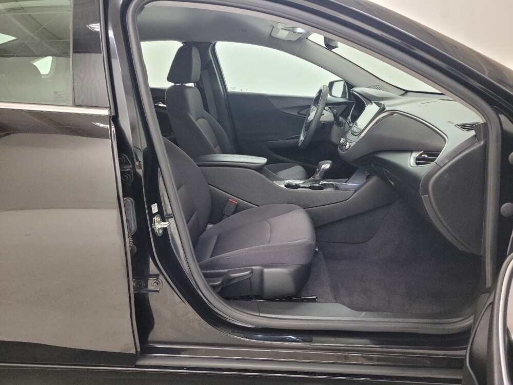 2022 Chevrolet Malibu in St. Louis, MO 63125 - 18133451 21