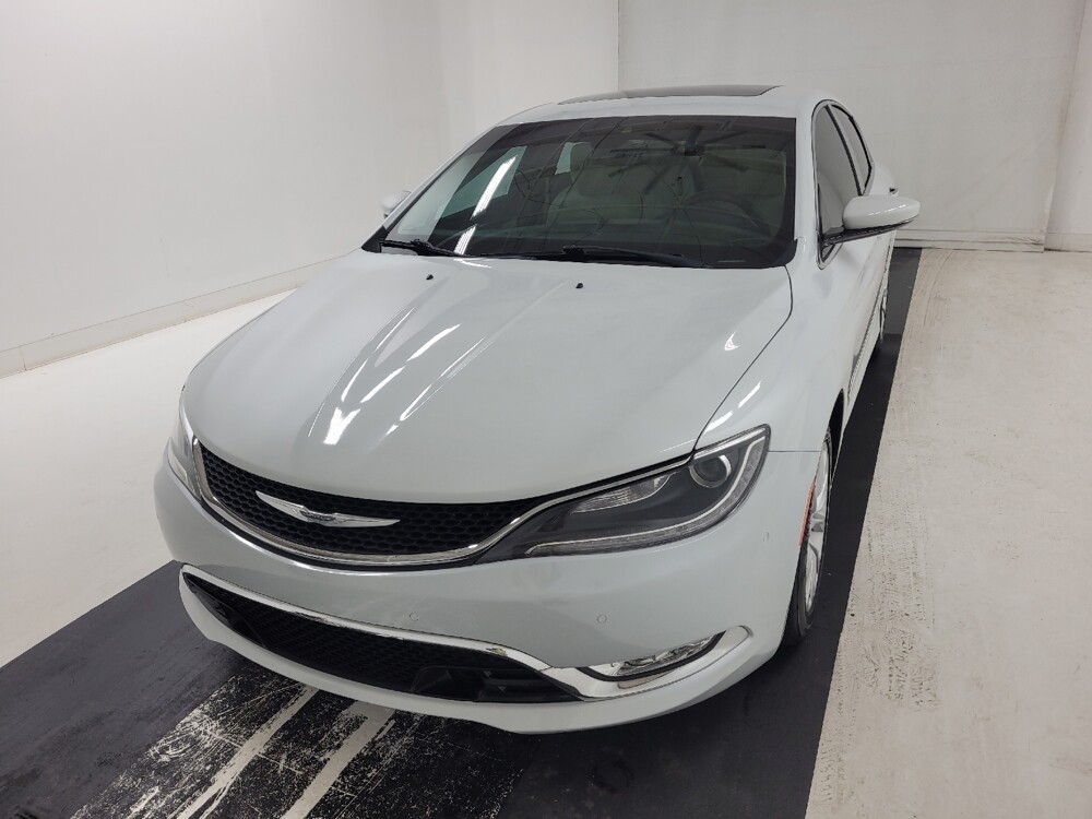 2015 Chrysler 200 in St. Louis, MO 63136 - 18133453 15