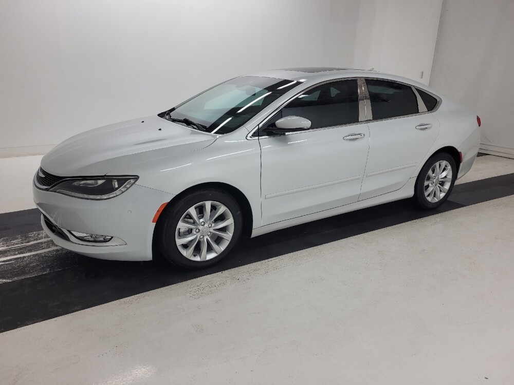 2015 Chrysler 200 in St. Louis, MO 63136 - 18133453 2