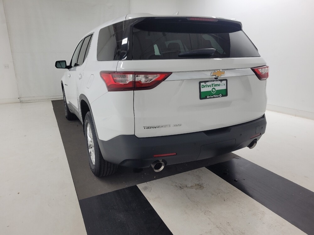2018 Chevrolet Traverse in St. Louis, MO 63136 - 18133454 6