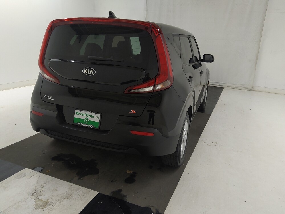 2021 Kia Soul in St. Louis, MO 63136 - 18133455 7