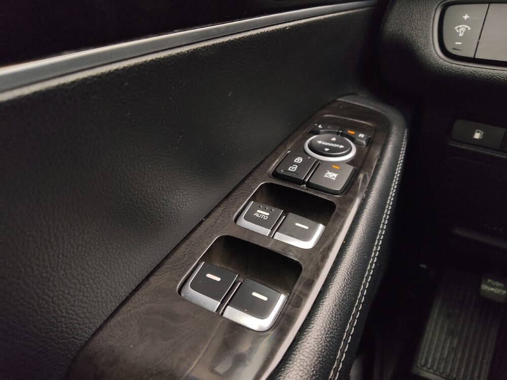 2017 Kia Sorento in Gladstone, MO 64118 - 18133456 27