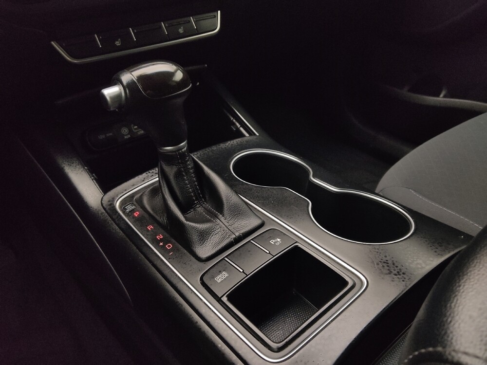 2017 Kia Sorento in Gladstone, MO 64118 - 18133456 26