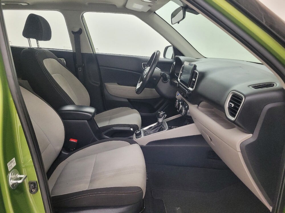 2024 Hyundai Venue in St. Louis, MO 63136 - 18133457 21